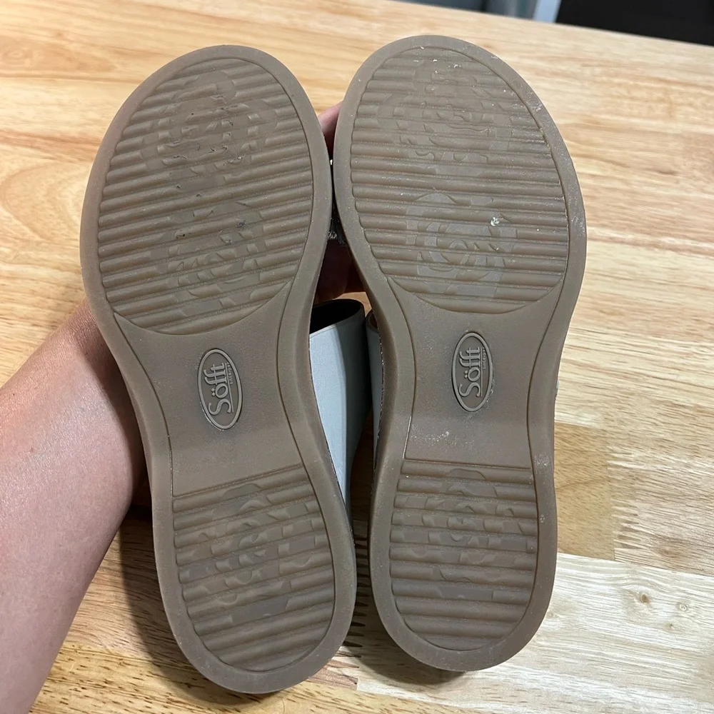 Sofft Two-Band Sandals in Light Gray and White Snake - Picture 3 of 10